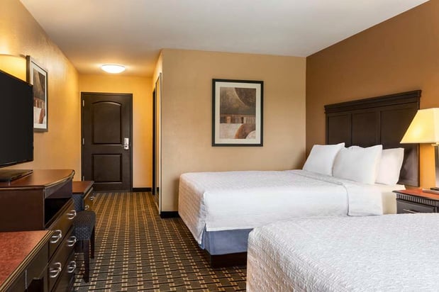 Images Hampton Inn & Suites Pine Bluff