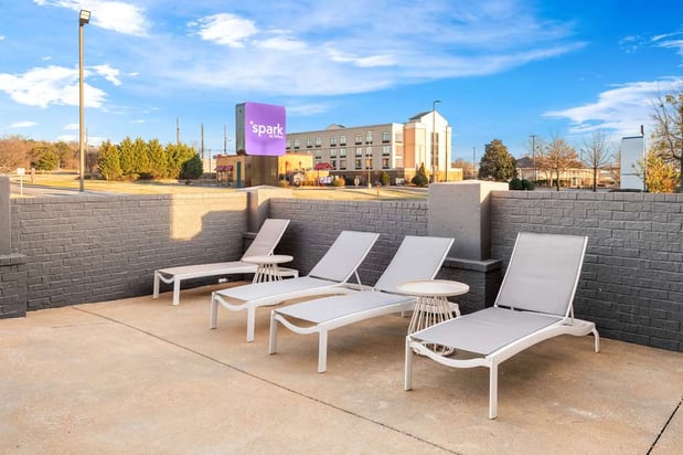 Images Spark by Hilton Oxford