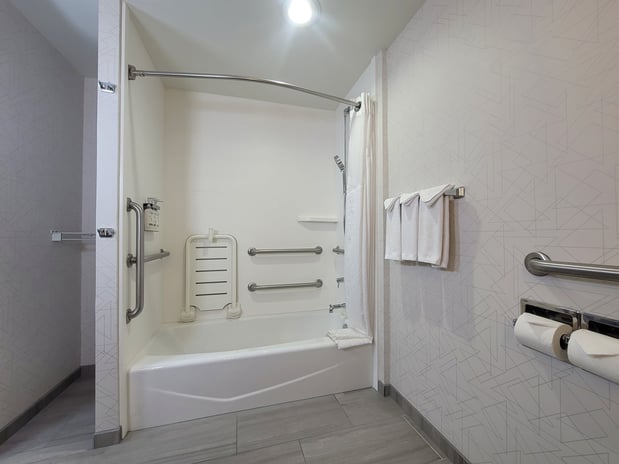 Images Holiday Inn Express San Diego South - Chula Vista by IHG