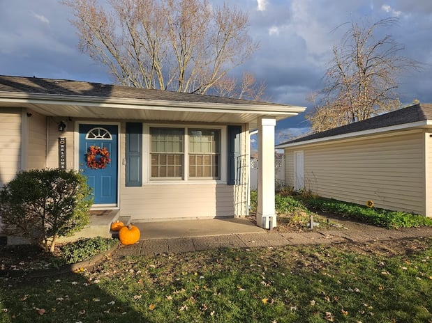 Images Terrie L. Forrest