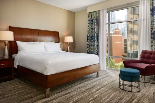 Images Hilton Garden Inn Nashville Downtown/Convention Center