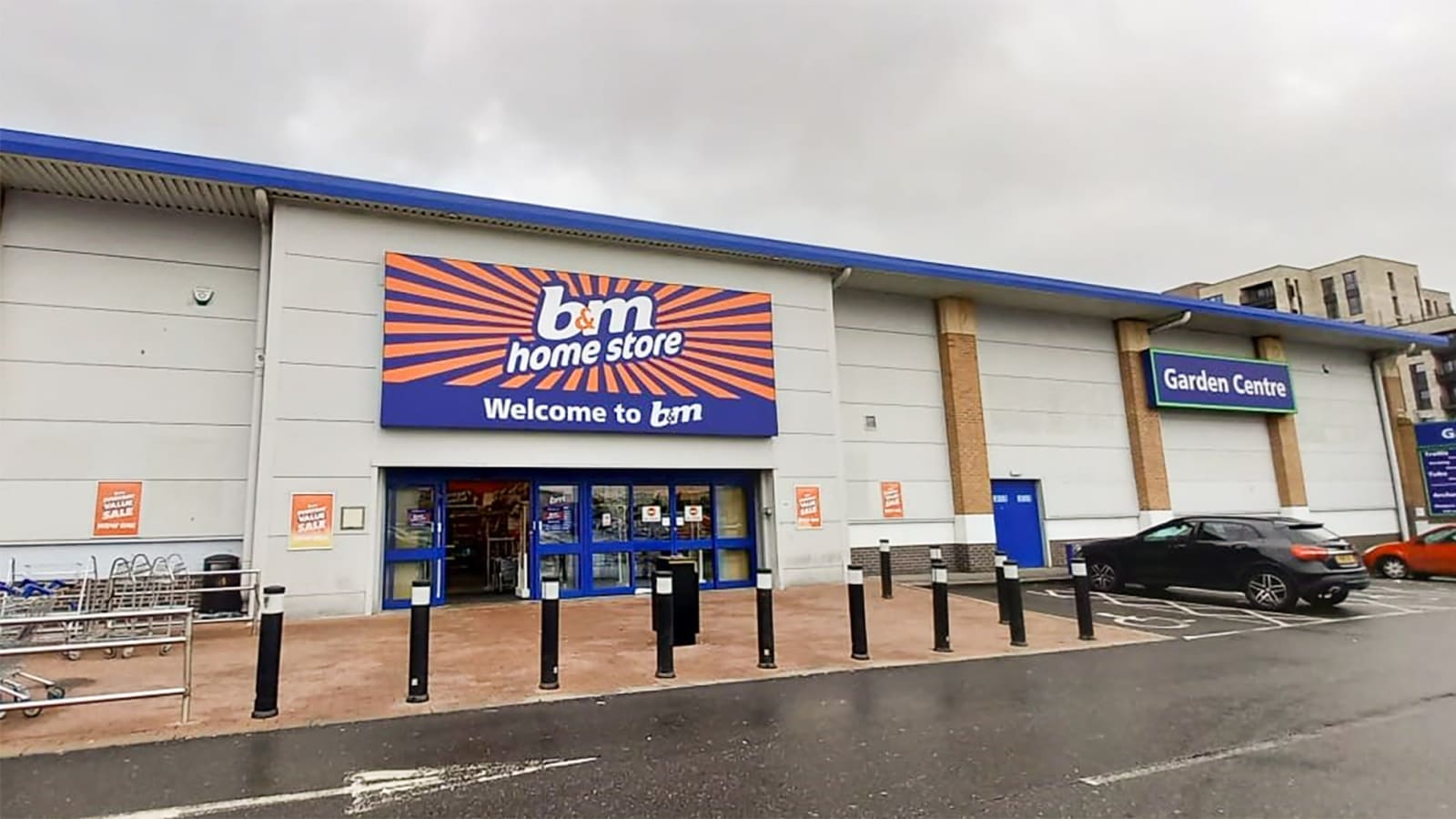 Images B&M Home Store with Garden Centre