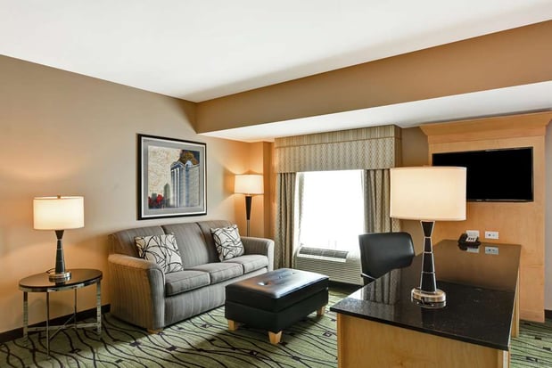 Images Hampton Inn & Suites Raleigh/Crabtree Valley
