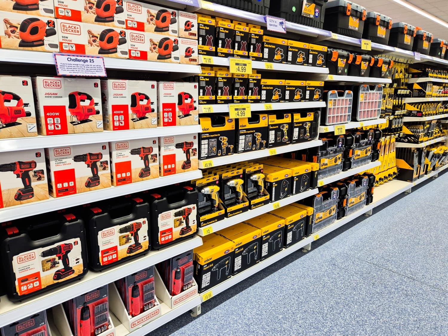 Images B&M Home Store with Garden Centre