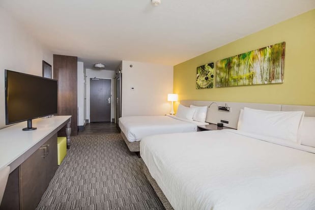 Images Hilton Garden Inn Orange Beach Beachfront