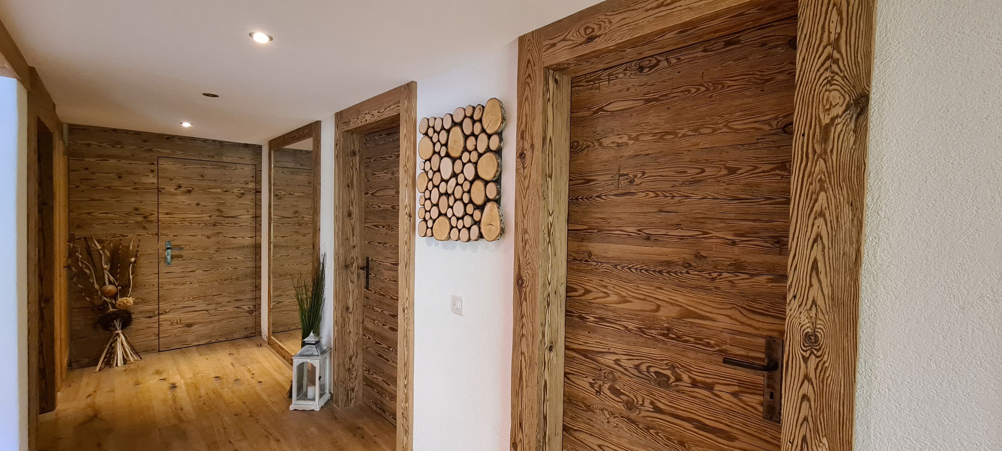 Bilder HolzArt AG Innenausbau, Küchen, Fenster