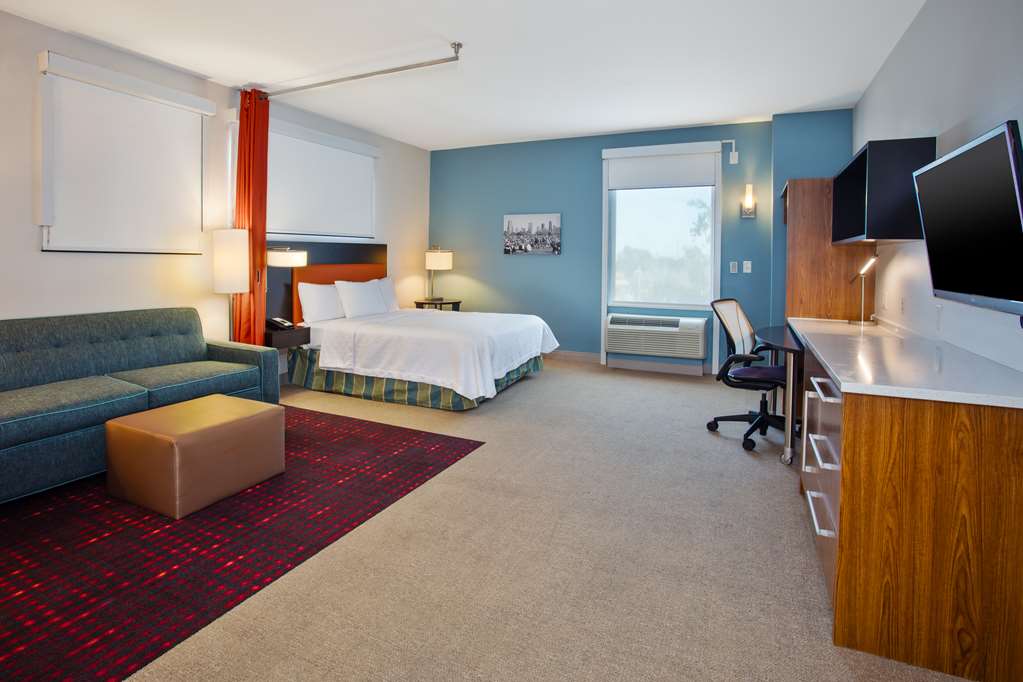 Guest room