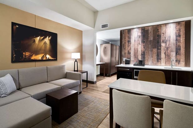 Images Embassy Suites by Hilton Nashville Downtown