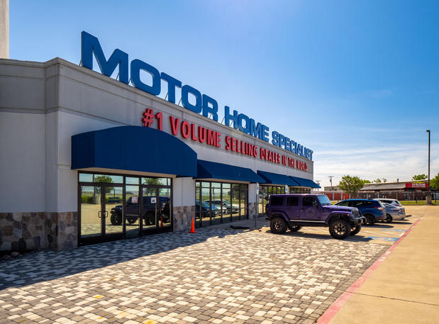 Images Motor Home Specialist