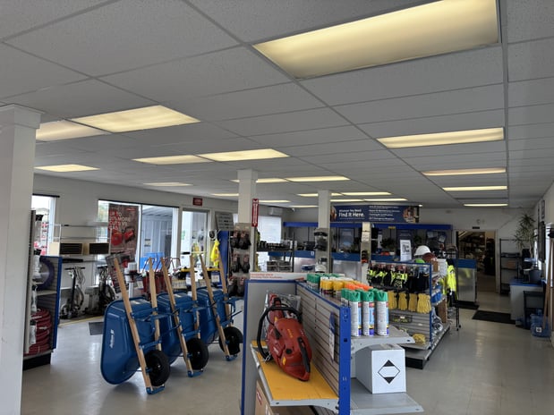 Images United Rentals