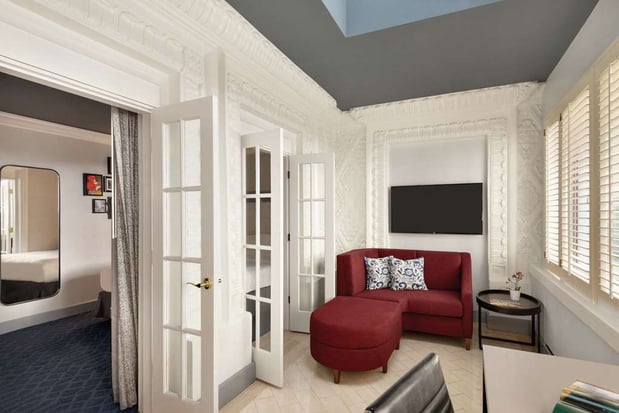 Images Hilton Checkers Los Angeles