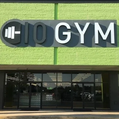10GYM Norman is your affordable fitness center in Norman, OK. Open 24/7 with top-of-the-line equipment, group fitness classes, tanning, hydromassage, and personal training.