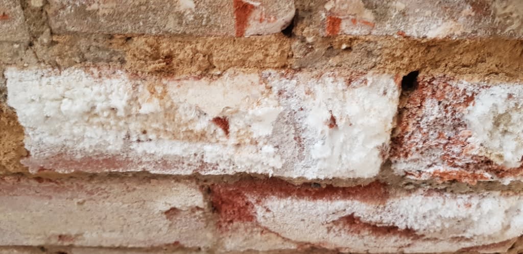 Paul Newman Damp Proofing Lincoln 07415 666604