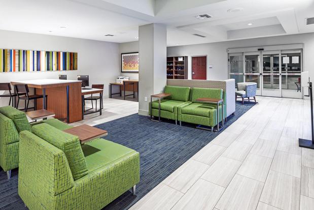 Images Holiday Inn Express & Suites Shreveport - West by IHG