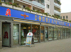Aussenansicht der Domos Apotheke Stuttgarter Allee