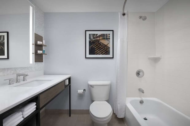 Images Hilton Garden Inn West Lafayette Wabash Landing