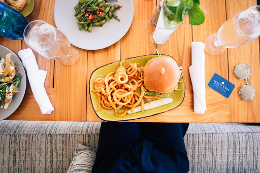 Yellowfin Bar & Kitchen Image