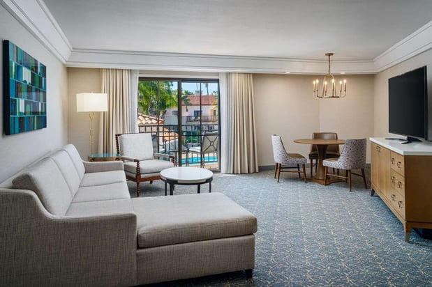 Images Hilton Santa Barbara Beachfront Resort