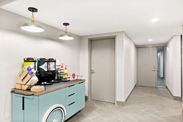 Images Spark by Hilton Williams