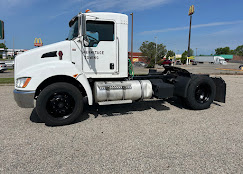 Images Hermitage Towing LLC