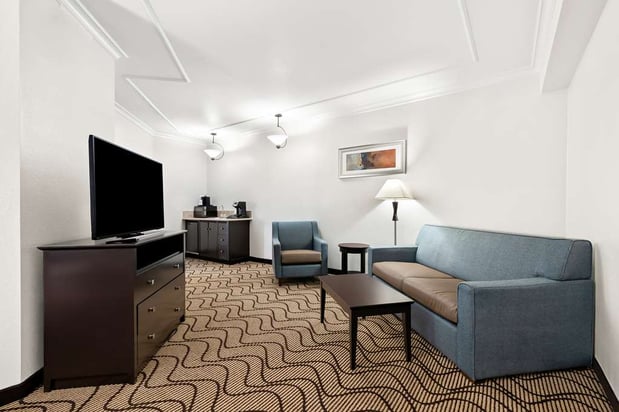 Images Best Western Plus Irvine Spectrum Hotel