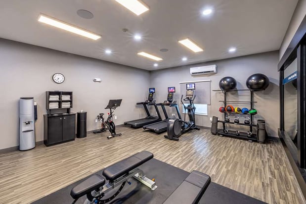 Images Hampton Inn & Suites Cleburne