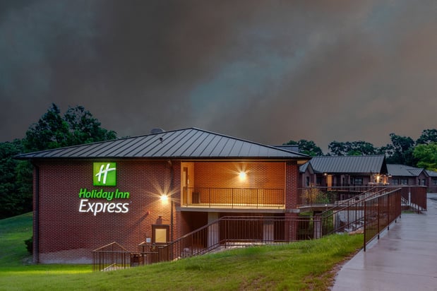 Images Holiday Inn Express Foster Lodge
