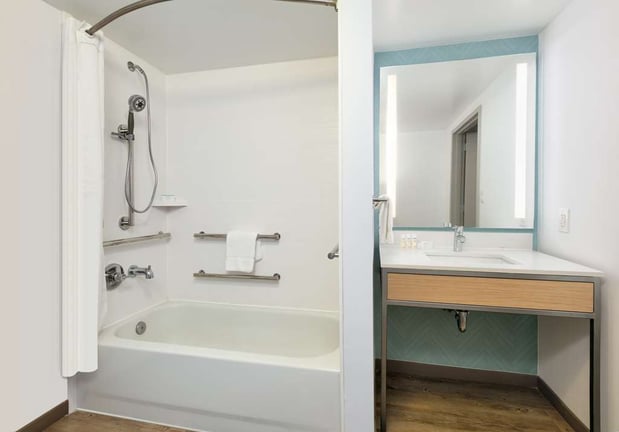 Images Hilton Garden Inn Irvine East/Lake Forest