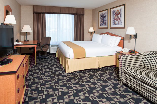 Images Holiday Inn Express & Suites Indianapolis South – Greenwood by IHG
