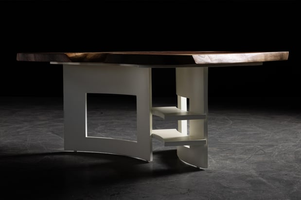 Images SENTIENT Furniture