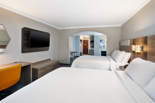 Images Holiday Inn Express & Suites Sumter by IHG