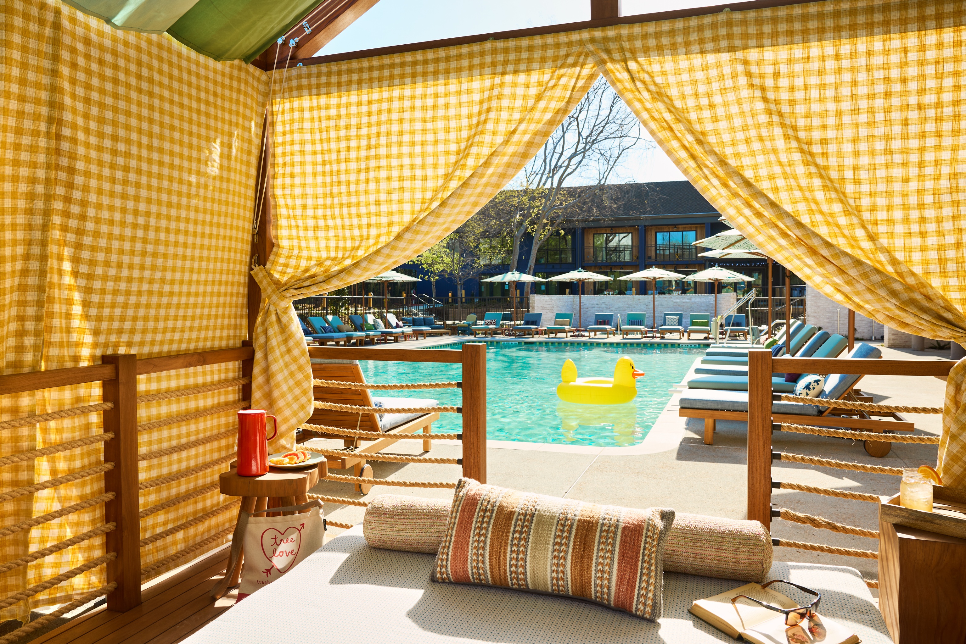 Treehouse Hotel Silicon Valley Image