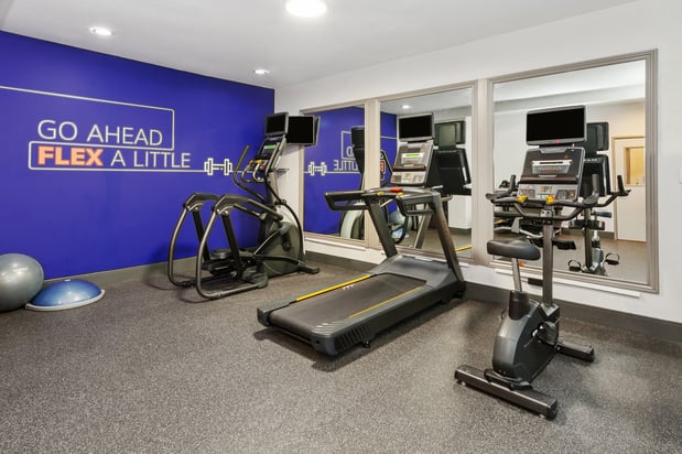 Images Holiday Inn Express & Suites Carmel North - Westfield by IHG