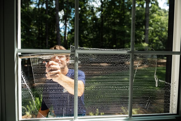 Images Window Hero Charlotte