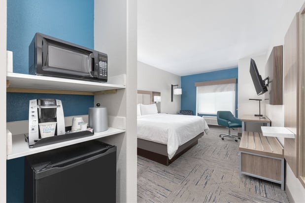 Images Holiday Inn Express & Suites Granbury by IHG