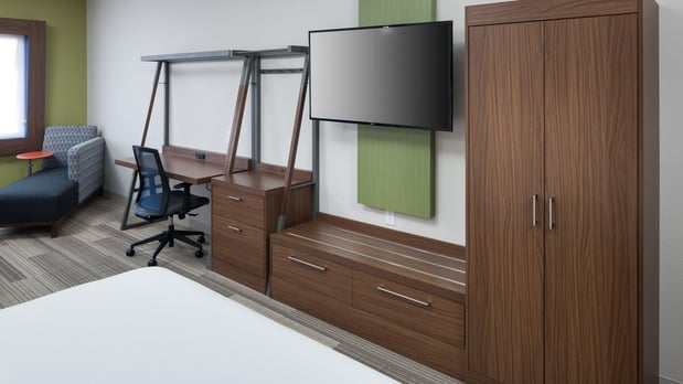 Images Holiday Inn Express & Suites Orlando at Seaworld by IHG