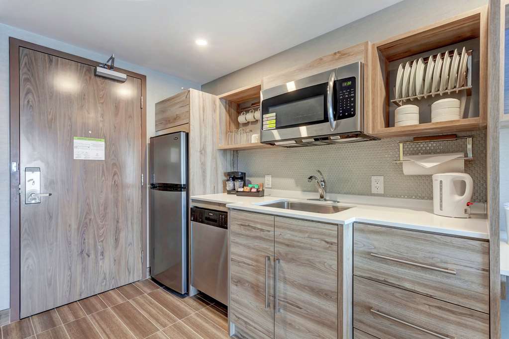 Guest room amenity Home2 Suites by Hilton Toronto Brampton Brampton (905)216-1464