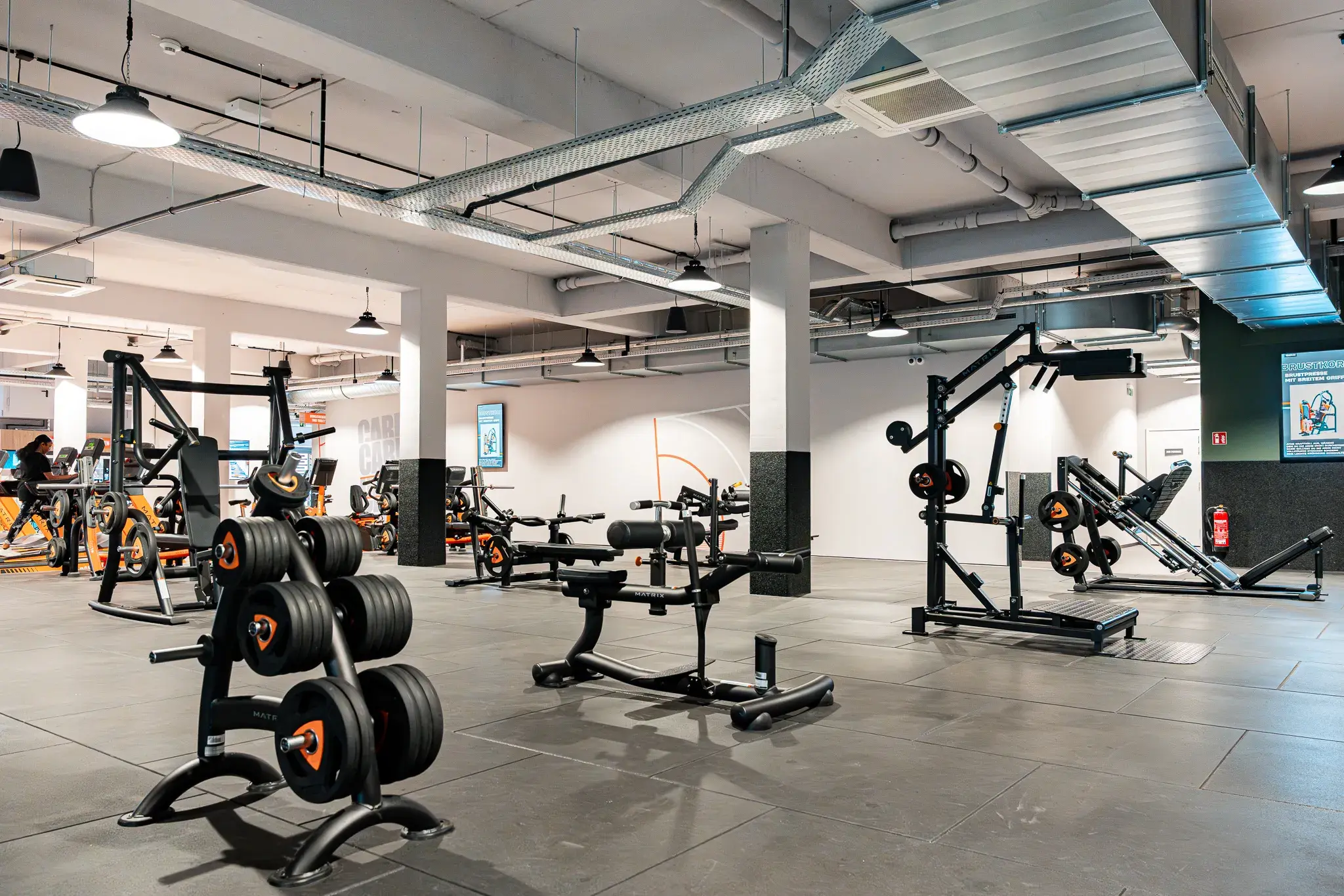 Basic-Fit 24/7 - GALLERY