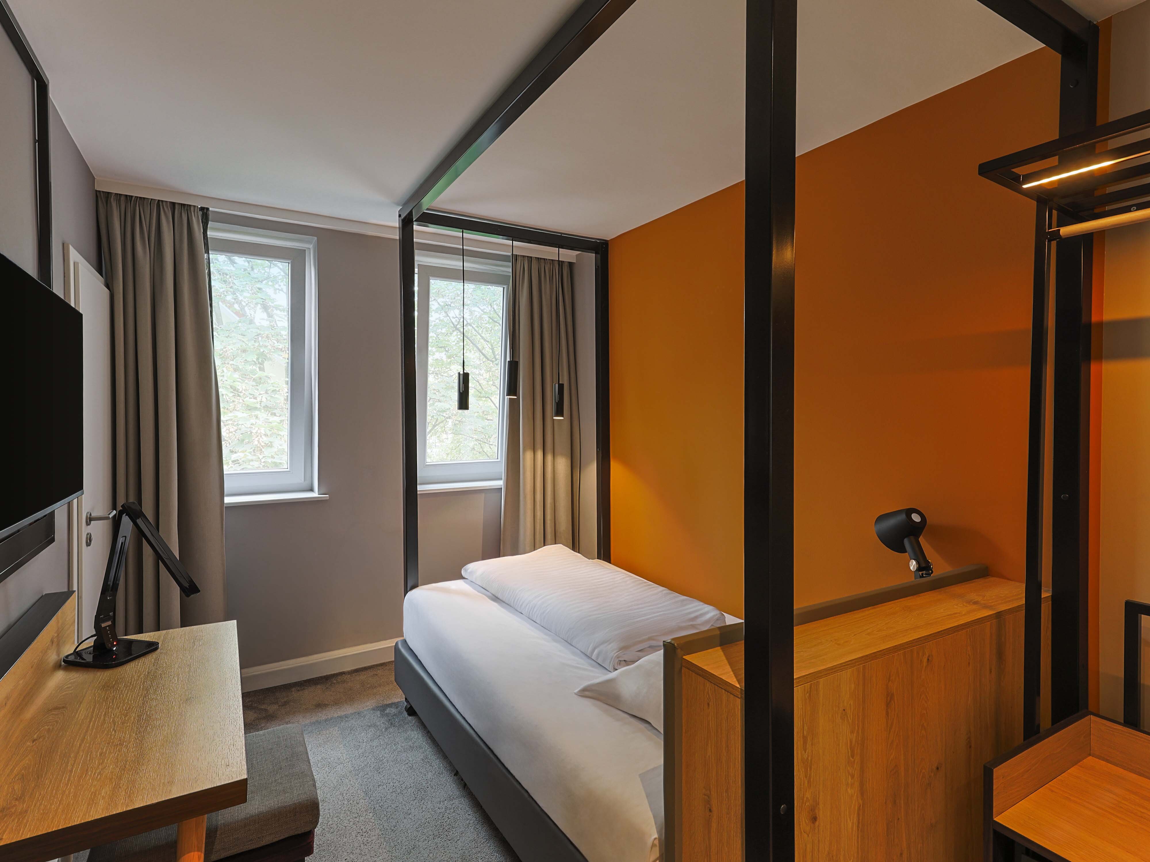 B&B HOTEL Hamburg-Hbf, Ellmenreichstraße 20 in Hamburg