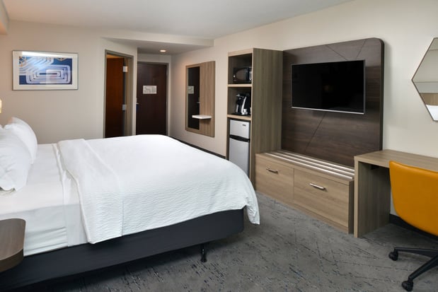 Images Holiday Inn Express Lewisburg/New Columbia by IHG
