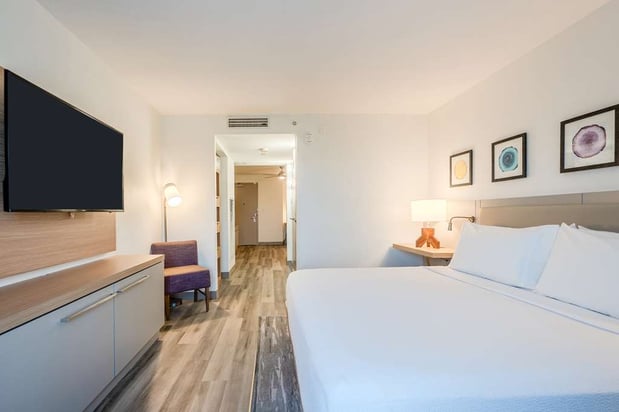 Images Hilton Garden Inn Ft. Lauderdale Airport-Cruise Port
