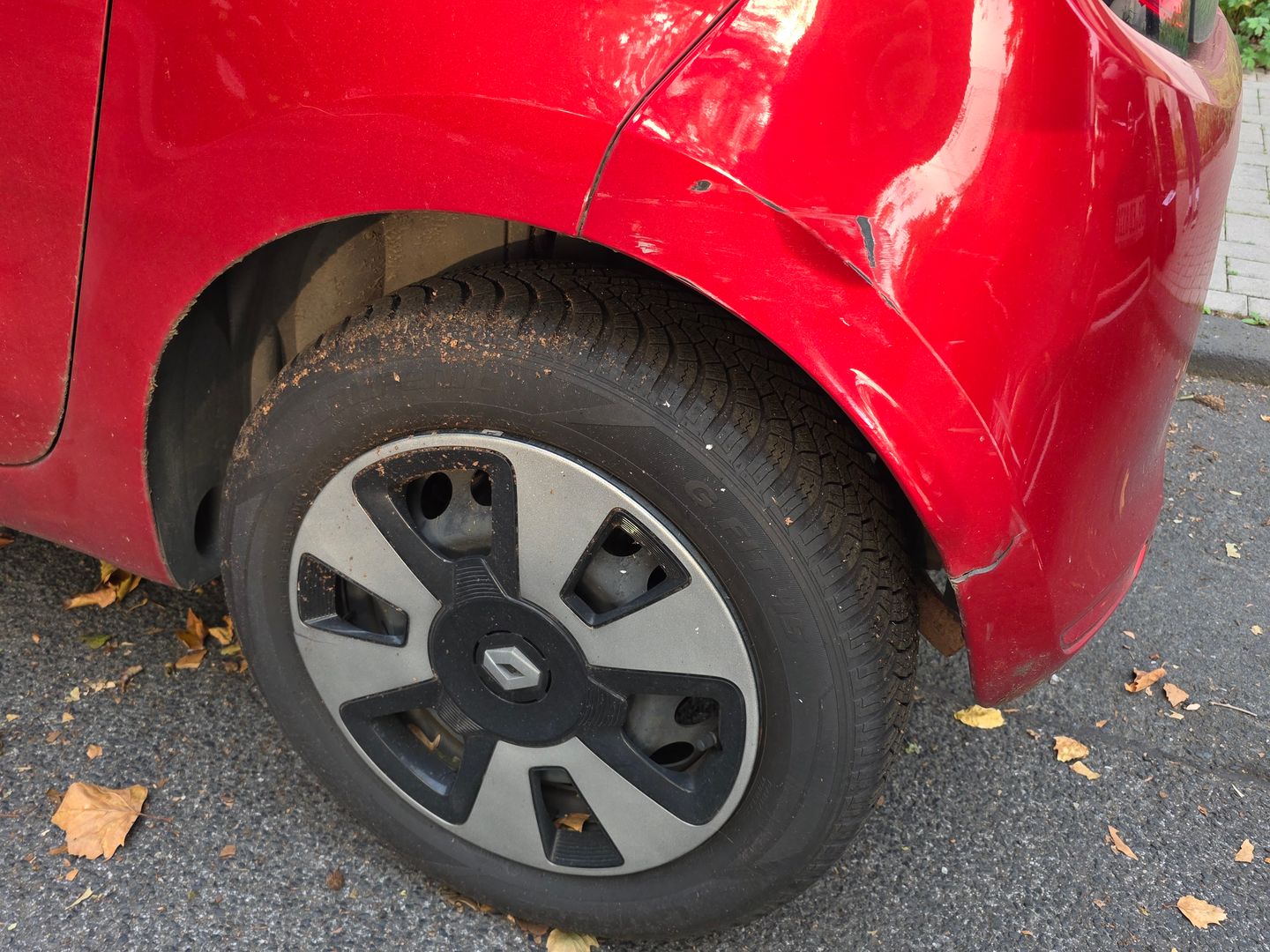 Unfallzentrale NRW | Kfz Gutachter Düsseldorf, Toulouser Allee 9 in Düsseldorf