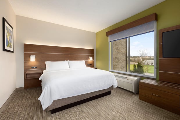 Images Holiday Inn Express & Suites Opelika Auburn by IHG