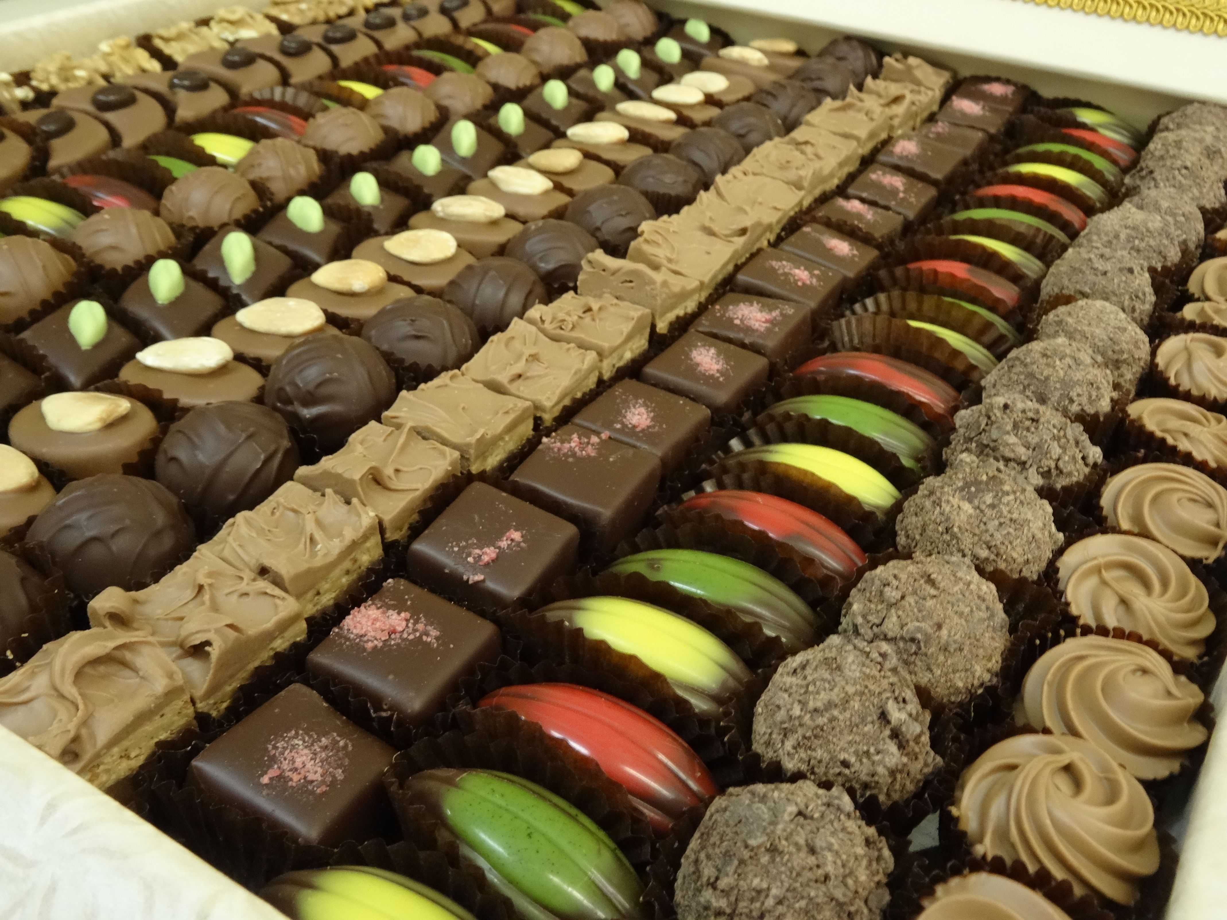 Bilder Zeller Chocolatier SA