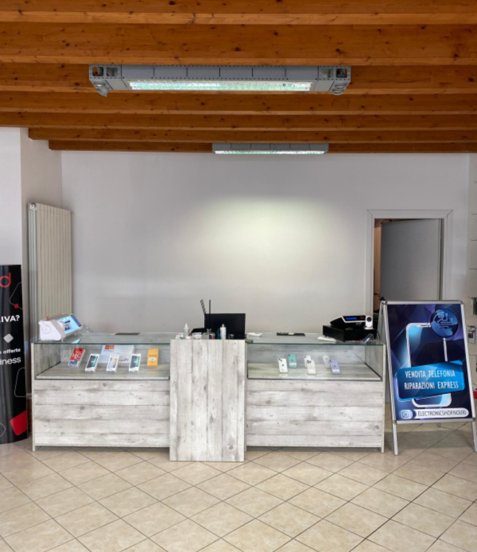 Images Electronicshop - Riparazione Express Smartphone e Tablet