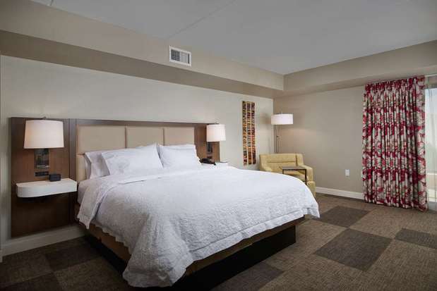 Images Hampton Inn & Suites Phoenix/Scottsdale on Shea Boulevard