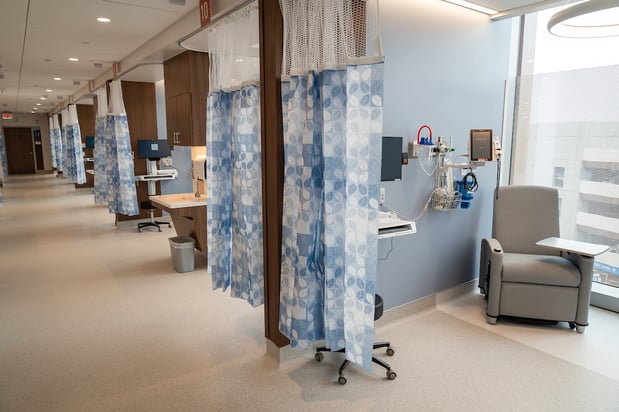 Images UC San Diego Health Infusion Therapy – Hillcrest