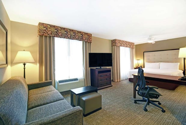 Images Homewood Suites by Hilton Denver International Airport