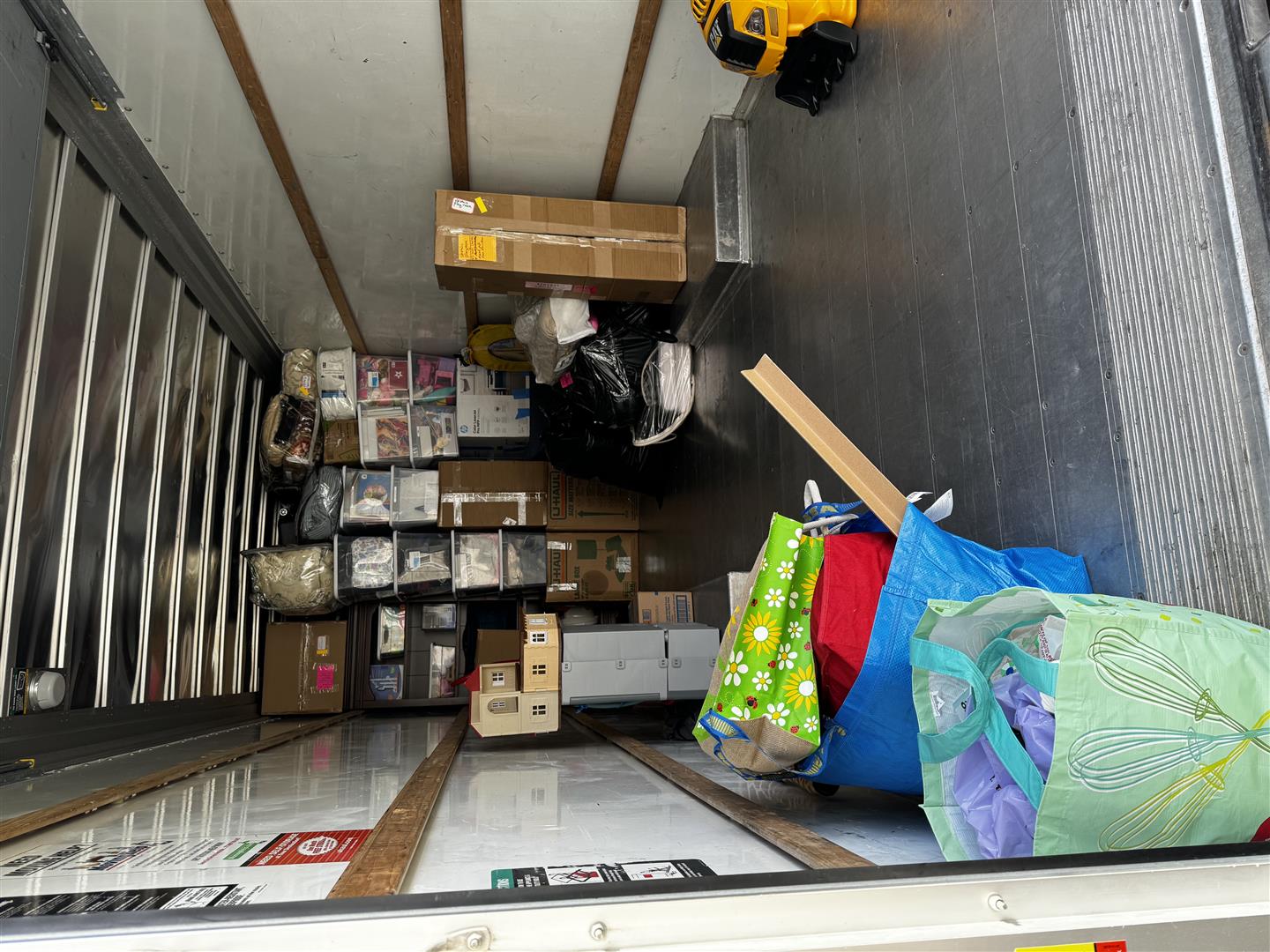 For your nearby moving needs, JD's MOVIN provides dedicated local moving services. Our team is familiar with the area and committed to delivering quick and reliable service. Let us make your local move seamless and stress-free.