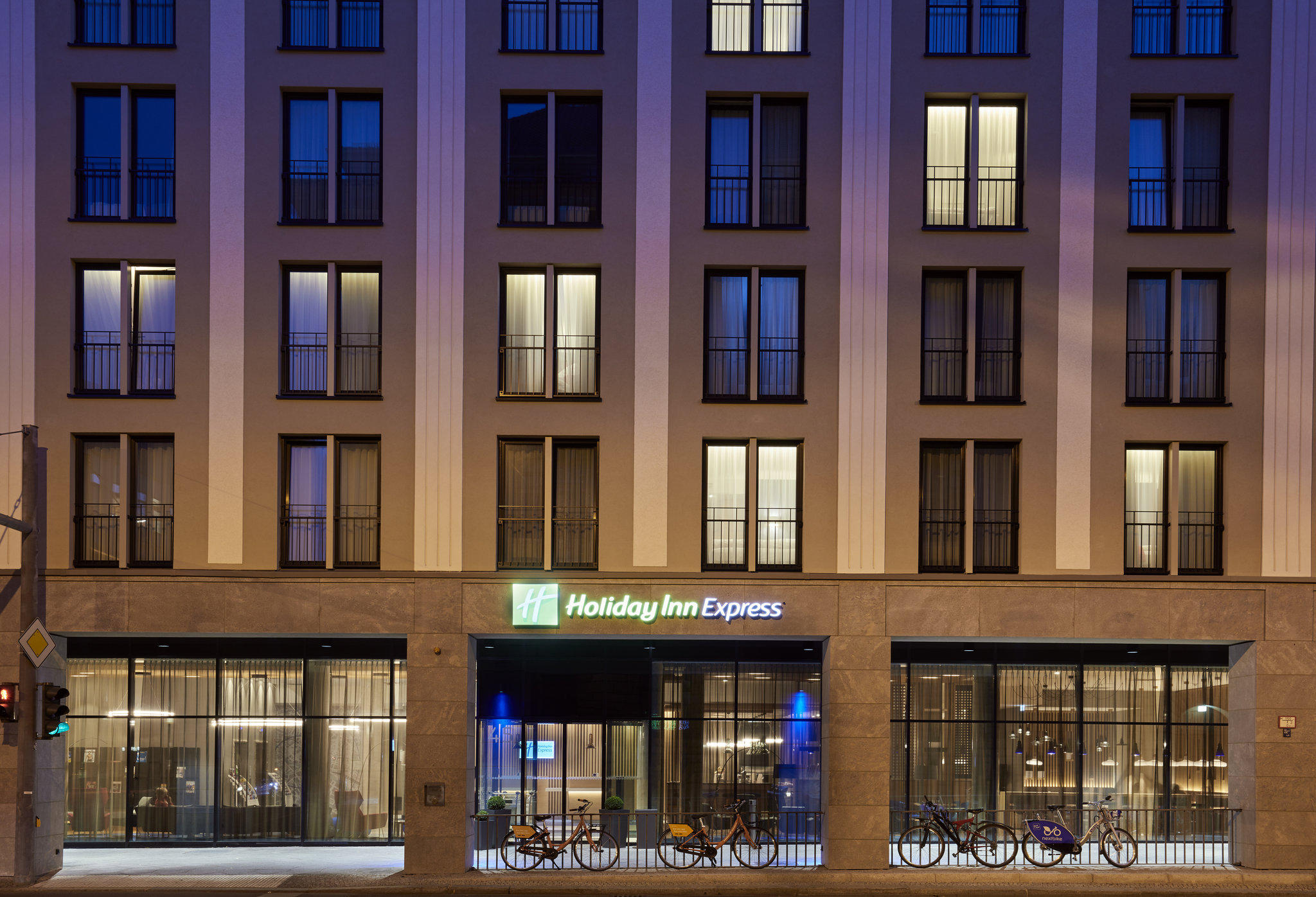 Bilder Holiday Inn Express Berlin - Alexanderplatz, an IHG Hotel